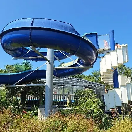 Mobil-home 6 Personnes 3