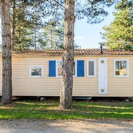 Camping Mobil-home 6 Personnes 3 *